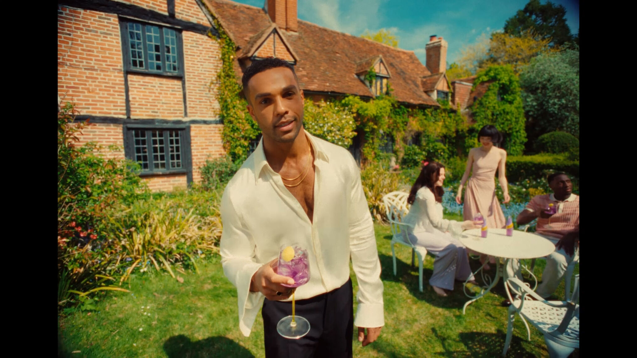 SCHWEPPES_Still_ 2026-01-22 170322_1.32.1